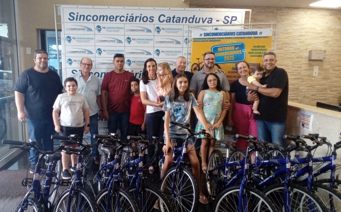 Sincomerciários de Catanduva comemora sucesso da Campanha Outubro dos Comerciários