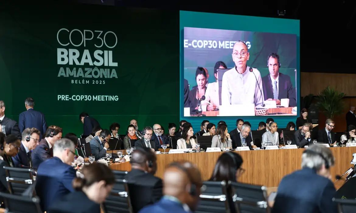 Brasil lança proposta para quadruplicar combustíveis sustentáveis