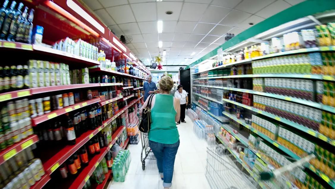 Planos de saúde, tomate e cebola influenciam inflação de março