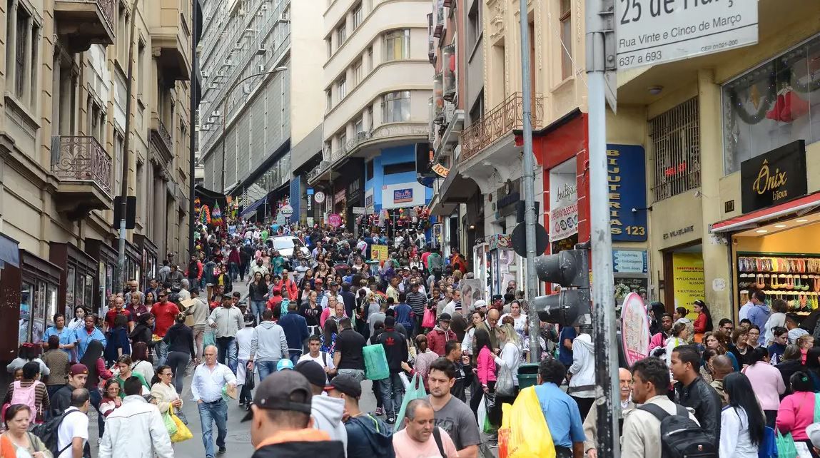 Censo 2022: população parda supera a branca pela 1ª vez desde 1872