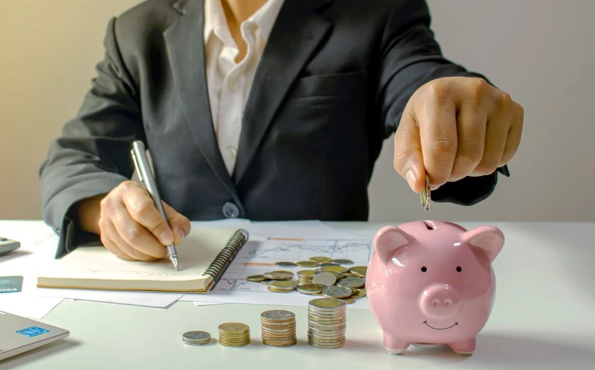 Retiradas da poupança superaram as aplicações em abril