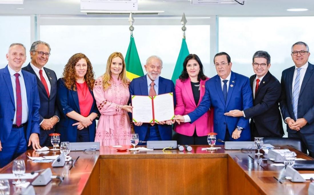 Deputado Motta tem sua relatoria reconhecida pelo presidente Lula