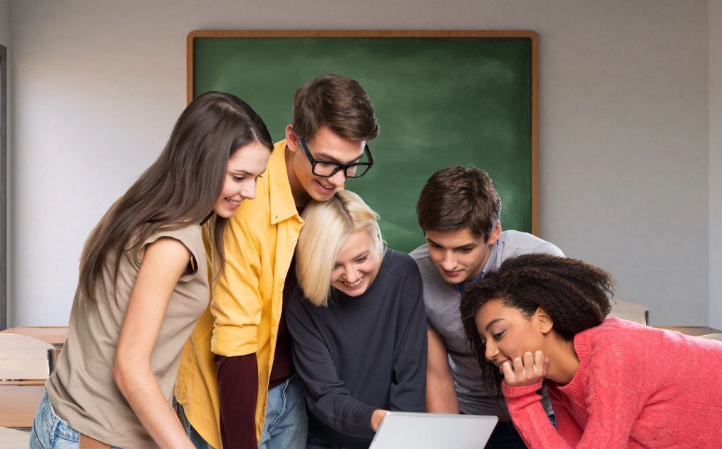 Convênios com Instituições de Ensino aproximam categoria das Faculdades