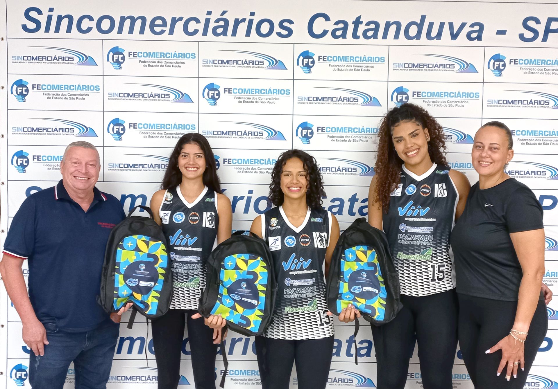 ATLETAS DE CATANDUVA, APOIADAS PELA FECOMERCIÁRIOS, SÃO CONVOCADAS PARA SELEÇÃO SUB-19 DE BASQUETE 
