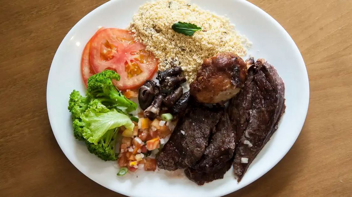 Apesar da alta dos preços, acesso a dieta saudável cresce no Brasil