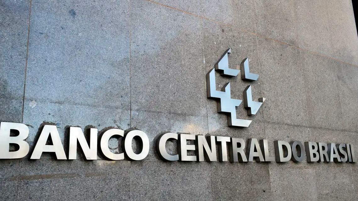 Contas externas têm o menor déficit desde 2016